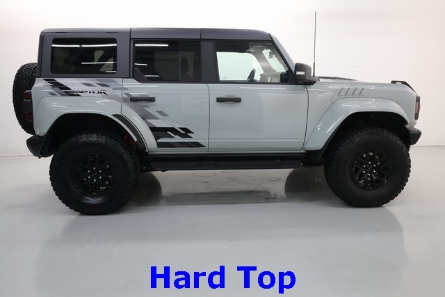 Ford Bronco Vehicle Image 12