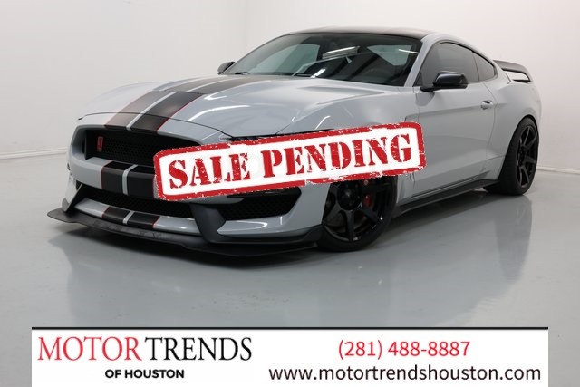 more details - ford mustang