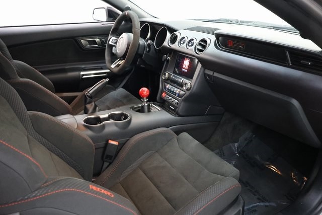 Ford Mustang Vehicle Image 17