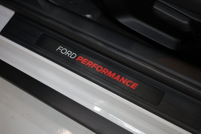Ford Mustang Vehicle Image 26