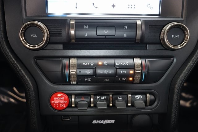 Ford Mustang Vehicle Image 27
