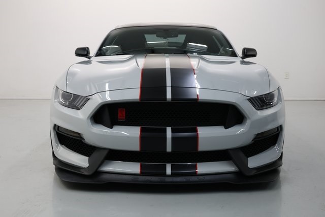 Ford Mustang Vehicle Image 43