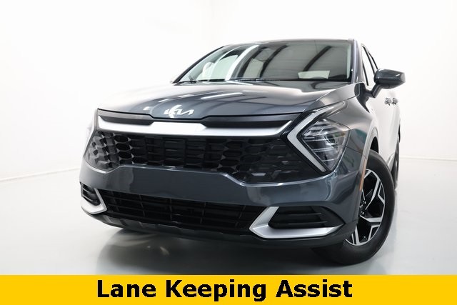 Kia Sportage Vehicle Image 17