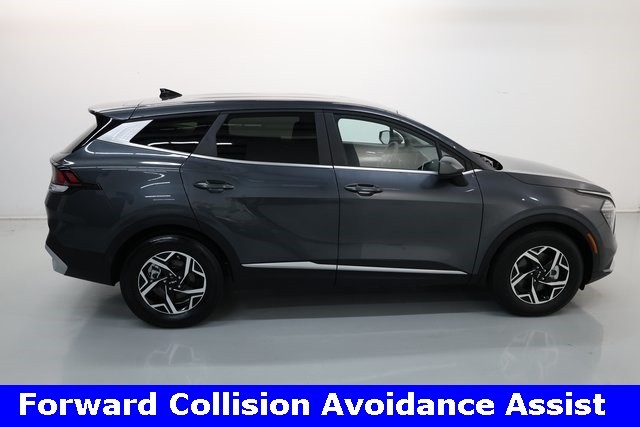 Kia Sportage Vehicle Image 18