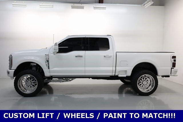 Ford Super Duty F-350 SRW Vehicle Image 03