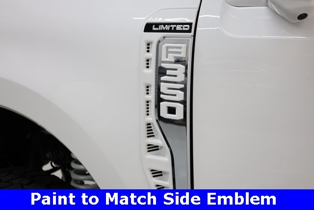 Ford Super Duty F-350 SRW Vehicle Image 12
