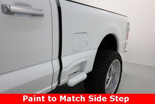 Ford Super Duty F-350 SRW Vehicle Image 13