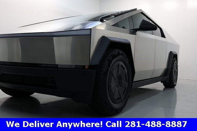 Tesla Cybertruck Vehicle Image 02