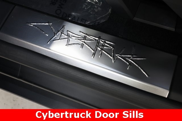 Tesla Cybertruck Vehicle Image 19