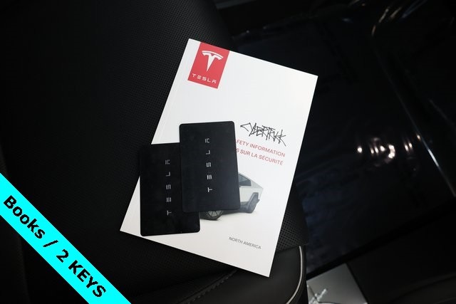 Tesla Cybertruck Vehicle Image 39
