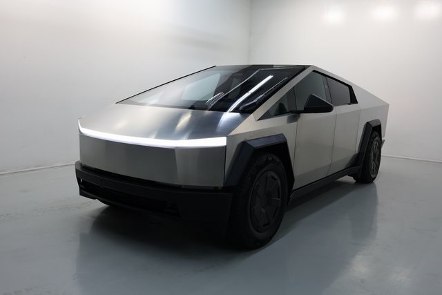 Tesla Cybertruck Vehicle Image 42