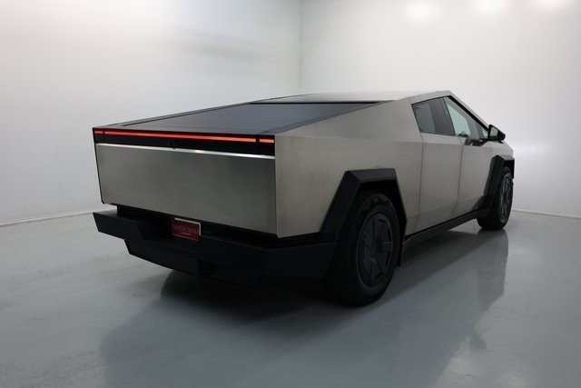 Tesla Cybertruck Vehicle Image 43