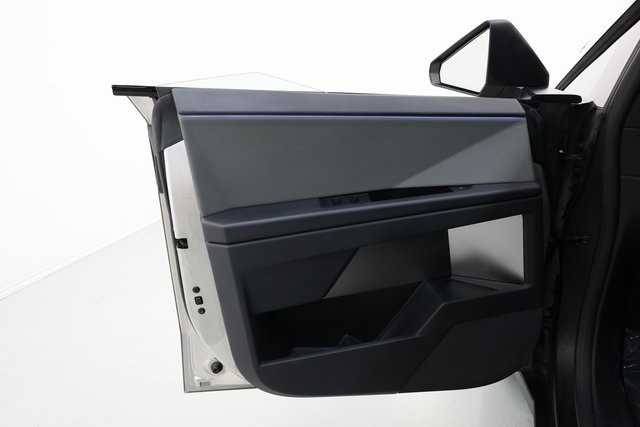 Tesla Cybertruck Vehicle Image 47