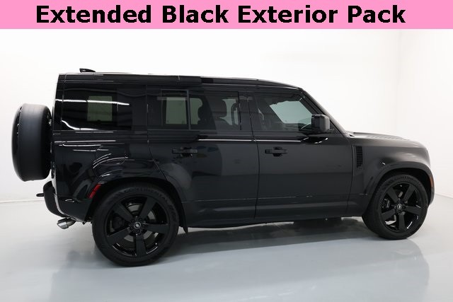 Land Rover Defender 110 Vehicle Image 09