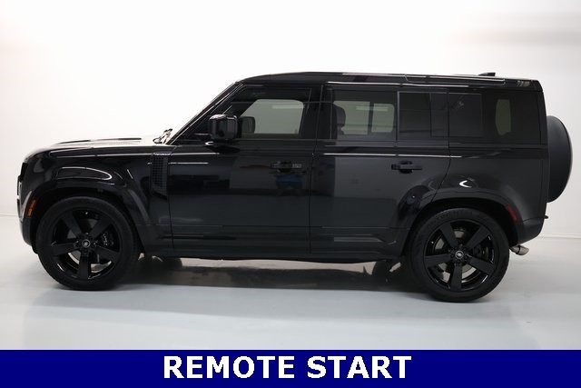 Land Rover Defender 110 Vehicle Image 25