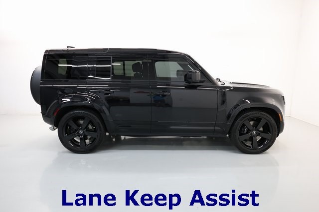 Land Rover Defender 110 Vehicle Image 27