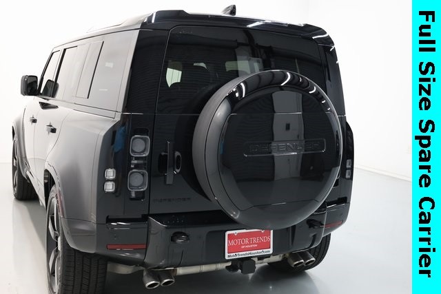 Land Rover Defender 110 Vehicle Image 48