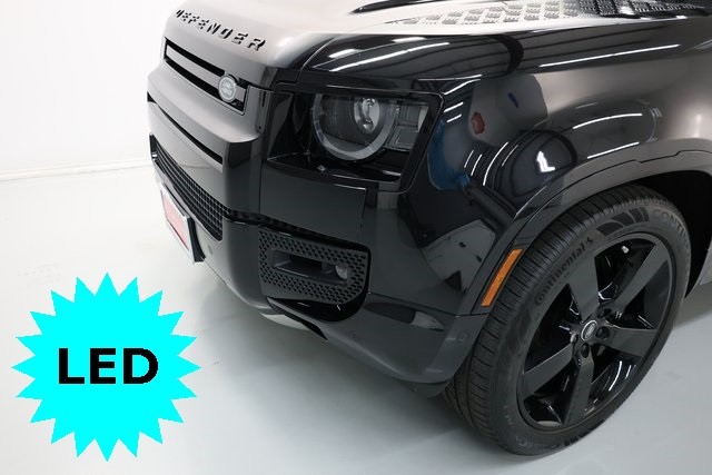 Land Rover Defender 110 Vehicle Image 50