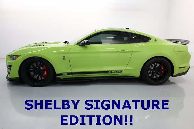Ford Mustang Vehicle Image 03