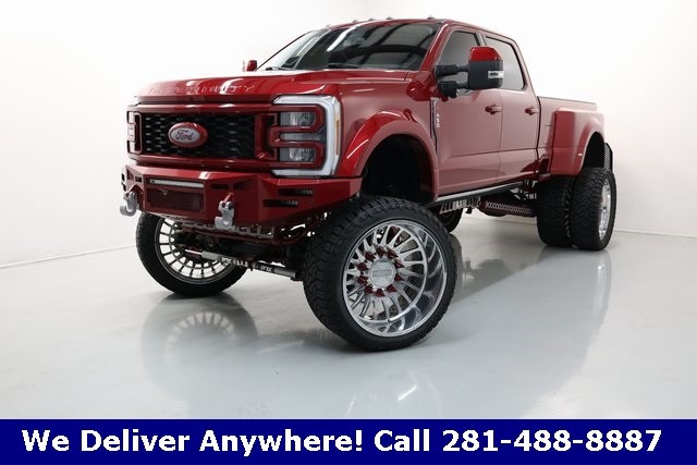 Ford Super Duty F-450 DRW Vehicle Image 02