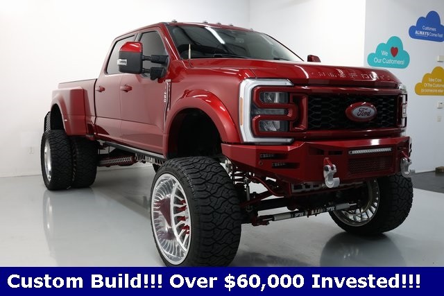 Ford Super Duty F-450 DRW Vehicle Image 11