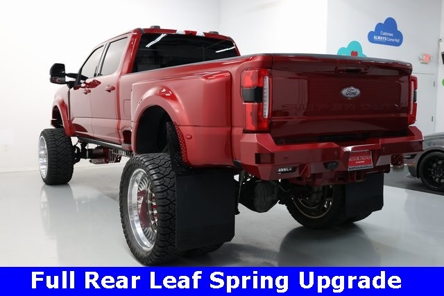 Ford Super Duty F-450 DRW Vehicle Image 14