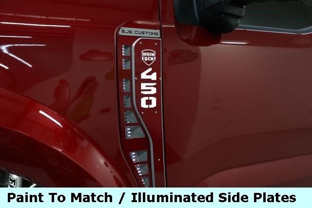 Ford Super Duty F-450 DRW Vehicle Image 19