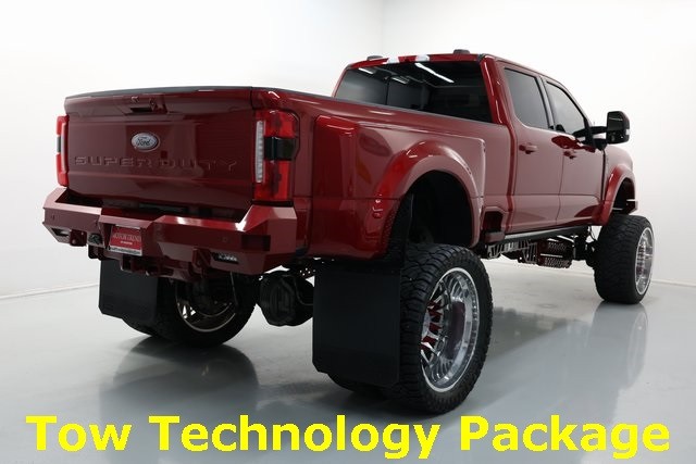 Ford Super Duty F-450 DRW Vehicle Image 23