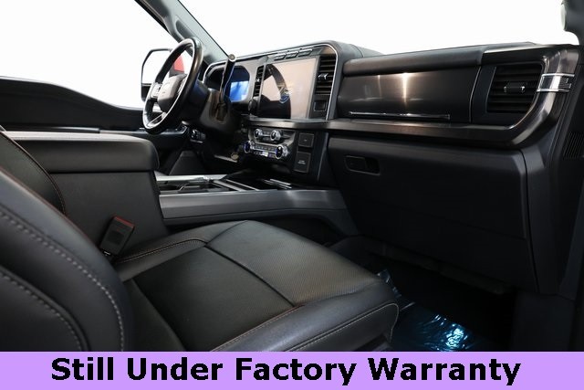 Ford Super Duty F-450 DRW Vehicle Image 26