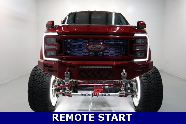 Ford Super Duty F-450 DRW Vehicle Image 38
