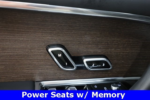 Land Rover Range Rover Vehicle Image 33