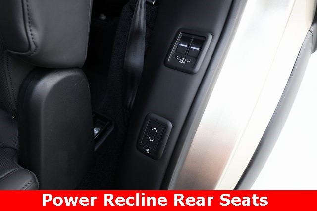 Land Rover Range Rover Vehicle Image 35