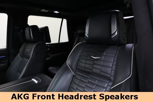 Cadillac Escalade Vehicle Image 41