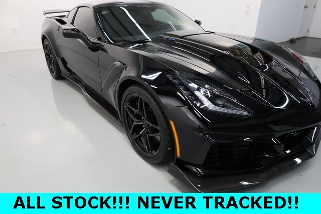 Chevrolet Corvette Vehicle Image 05