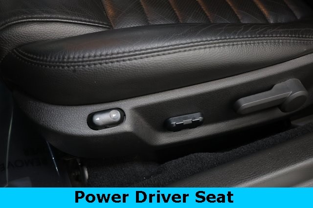 Ford Mustang Vehicle Image 25