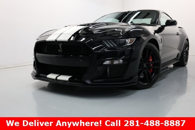 Ford Mustang Vehicle Image 02