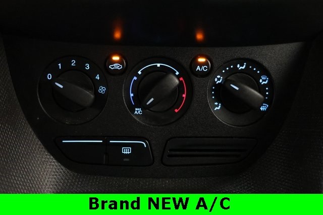 Ford Transit Connect Vehicle Image 14