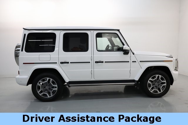 Mercedes-Benz G-Class Vehicle Image 08
