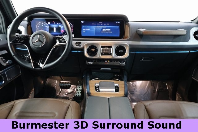 Mercedes-Benz G-Class Vehicle Image 38