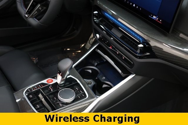 BMW M4 Vehicle Image 40