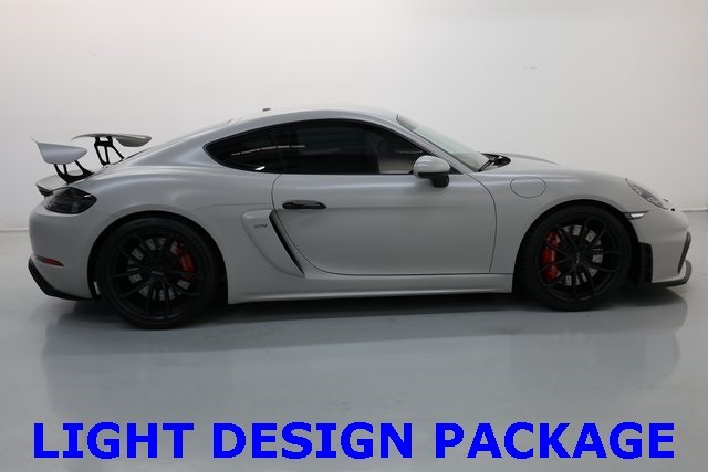 Porsche 718 Cayman Vehicle Image 15