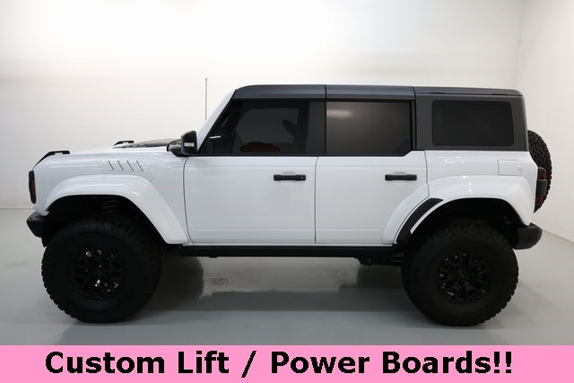 Ford Bronco Vehicle Image 03