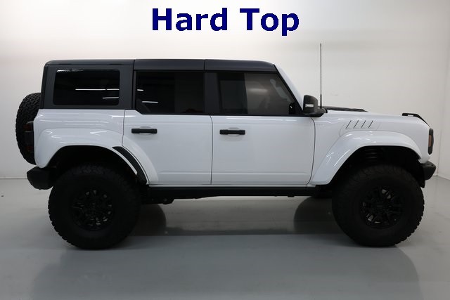 Ford Bronco Vehicle Image 18