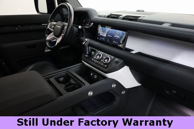 Land Rover Defender 110 Vehicle Image 15