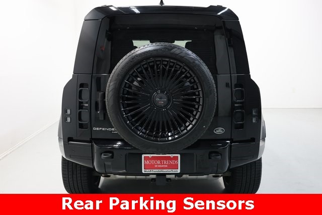 Land Rover Defender 110 Vehicle Image 30
