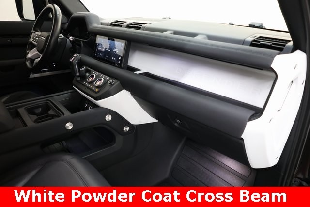 Land Rover Defender 110 Vehicle Image 33