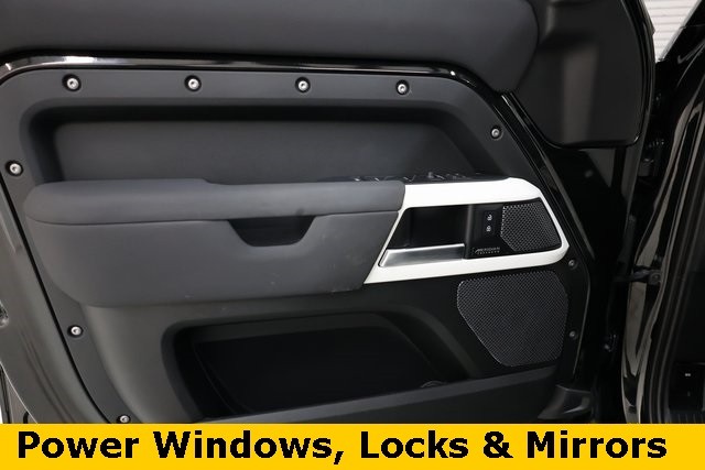 Land Rover Defender 110 Vehicle Image 49