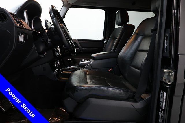 Mercedes-Benz G-Class Vehicle Image 23