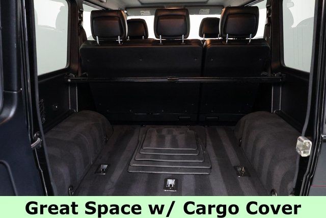 Mercedes-Benz G-Class Vehicle Image 35