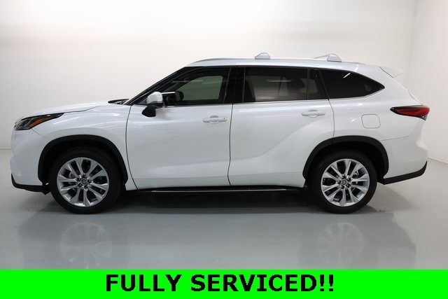 Toyota Highlander Vehicle Image 05